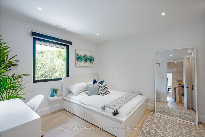 Photo 17 at 111 Judith Crescent, Ancaster, Hamilton