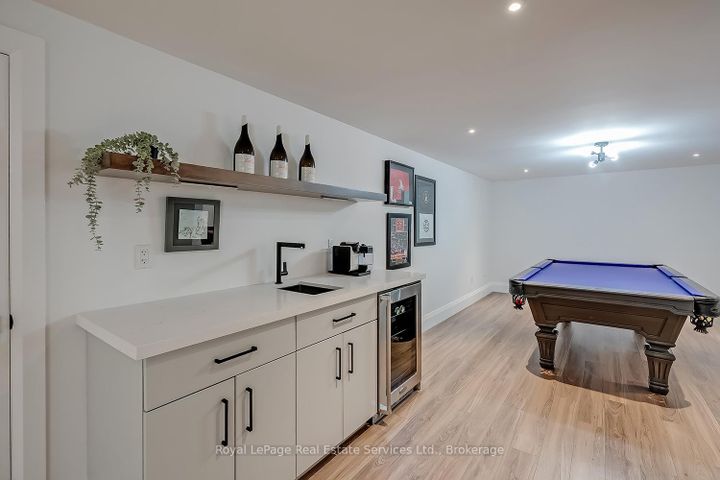 Photo 20 at 111 Judith Crescent, Ancaster, Hamilton