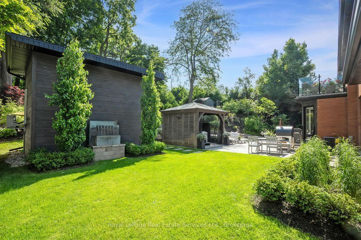 Photo 23 at 111 Judith Crescent, Ancaster, Hamilton