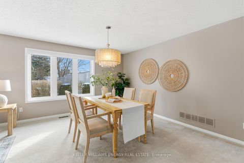 Photo 4 at 21 Heritage Lane, Newcastle, Clarington