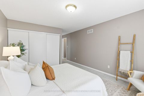 Photo 23 at 21 Heritage Lane, Newcastle, Clarington