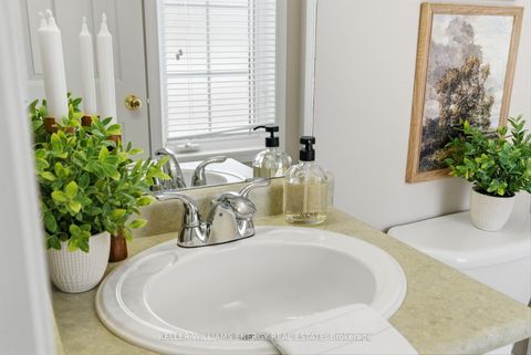 Photo 25 at 21 Heritage Lane, Newcastle, Clarington