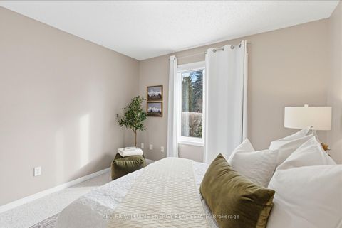 Photo 28 at 21 Heritage Lane, Newcastle, Clarington