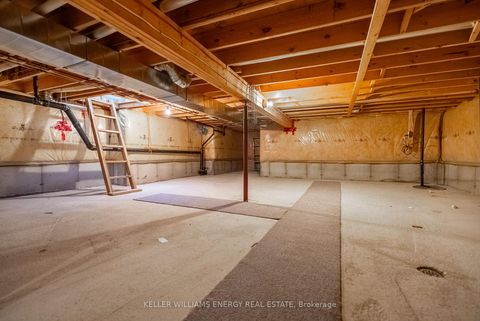 Photo 39 at 21 Heritage Lane, Newcastle, Clarington