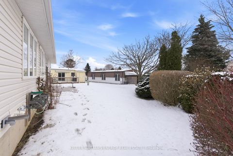 Photo 44 at 21 Heritage Lane, Newcastle, Clarington