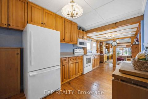 Photo 5 at 20 PRESTON Street, Cliffside, Toronto