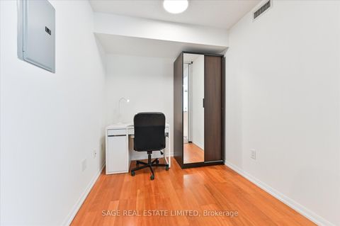 Photo 3 at 902 - 38 Grenville Street, Bay Street Corridor, Toronto