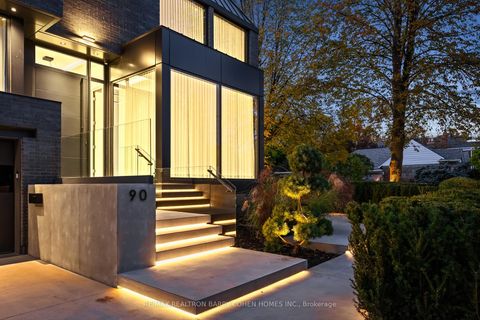 Photo 2 at 90 Esgore Drive, Nortown, Toronto