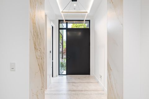 Photo 3 at 90 Esgore Drive, Nortown, Toronto