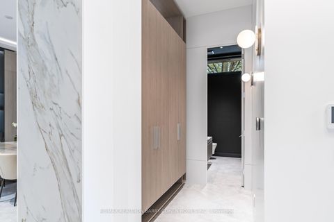 Photo 4 at 90 Esgore Drive, Nortown, Toronto