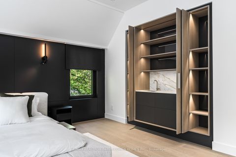 Photo 26 at 90 Esgore Drive, Nortown, Toronto