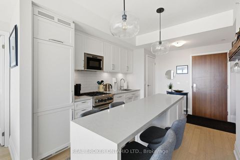 Photo 4 at 606 - 25 Malcolm Road, Leaside, Toronto