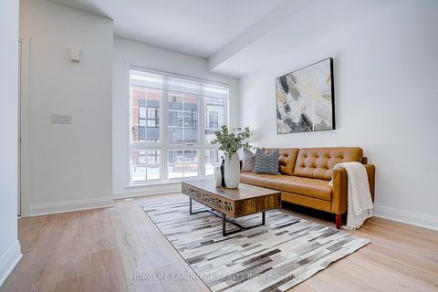 Photo 5 at 20 Burleigh Mews, Uplands, Vaughan