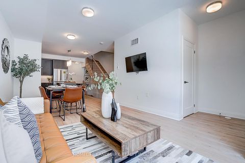 Photo 7 at 20 Burleigh Mews, Uplands, Vaughan