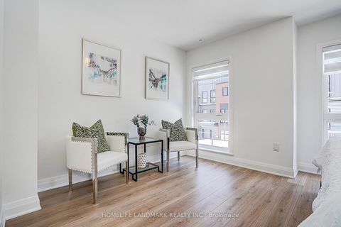 Photo 30 at 20 Burleigh Mews, Uplands, Vaughan