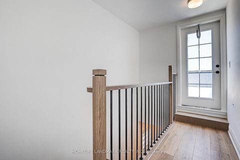 Photo 40 at 20 Burleigh Mews, Uplands, Vaughan