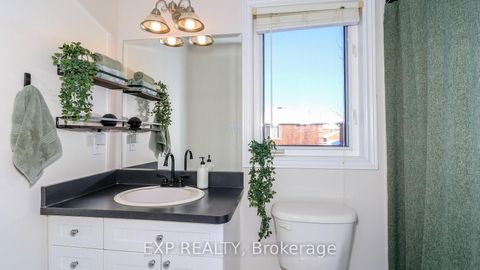 Photo 31 at 40 Benjamin Lane, Painswick South, Barrie