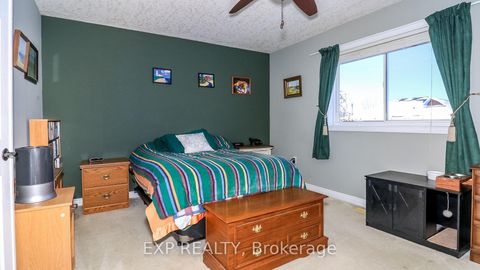 Photo 34 at 40 Benjamin Lane, Painswick South, Barrie