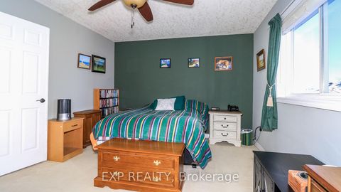 Photo 35 at 40 Benjamin Lane, Painswick South, Barrie