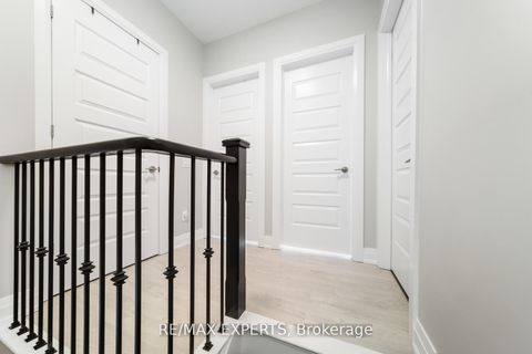 Photo 12 at 40 - 8167 Kipling Avenue, West Woodbridge, Vaughan