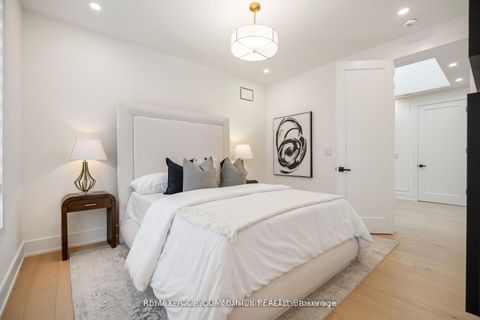 Photo 35 at 14 Ranwood Drive, Pelmo Park W4, Toronto