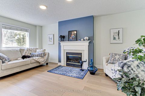 Photo 4 at 87 Stemmle Drive, Aurora Highlands, Aurora