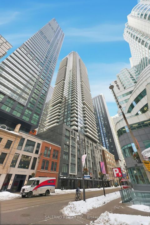 Photo 1 at 5503 - 125 Blue Jays Way, Waterfront Communities C1, Toronto