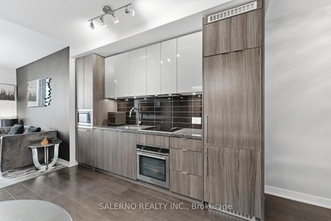 Photo 10 at 5503 - 125 Blue Jays Way, Waterfront Communities C1, Toronto