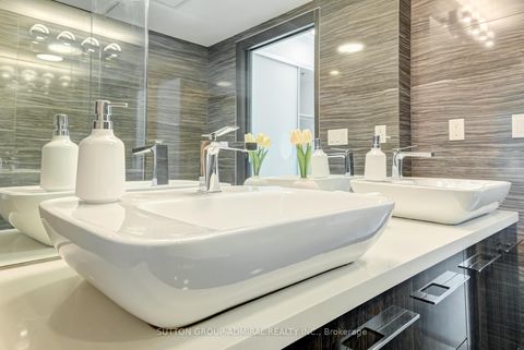 Photo 17 at TH2 - 220 George Street, Moss Park, Toronto