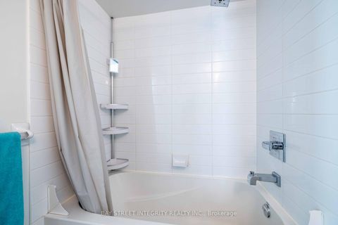 Photo 11 at 1510 - 5740 Yonge Street, Newtonbrook West, Toronto