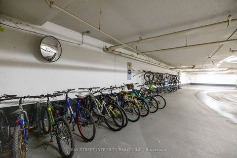 Photo 26 at 1510 - 5740 Yonge Street, Newtonbrook West, Toronto