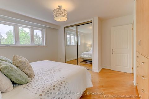 Photo 19 at 44 Beamsville Drive, Steeles, Toronto