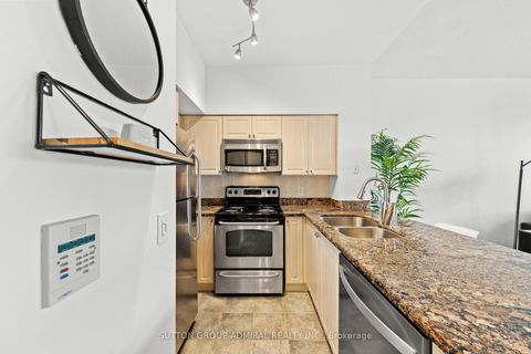 Photo 5 at 210 - 51 Lower Simcoe Street, Waterfront Communities C1, Toronto