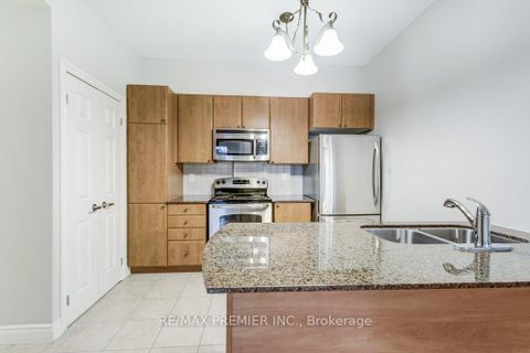 Photo 4 at 209 - 10211 Keele Street, Maple, Vaughan