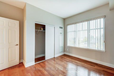 Photo 12 at 209 - 10211 Keele Street, Maple, Vaughan