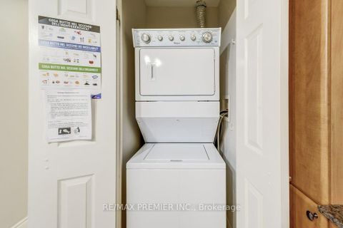 Photo 16 at 209 - 10211 Keele Street, Maple, Vaughan