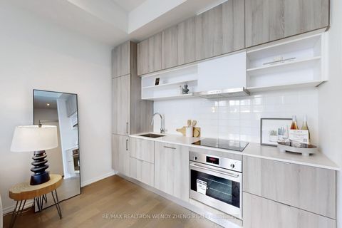 Photo 9 at 1133 - 8 Hillsdale Avenue E, Mount Pleasant West, Toronto