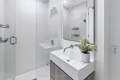 Photo 15 at 1133 - 8 Hillsdale Avenue E, Mount Pleasant West, Toronto