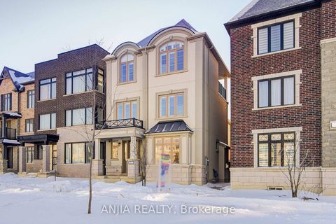 Photo 2 at 35 York Downs Boulevard, Angus Glen, Markham