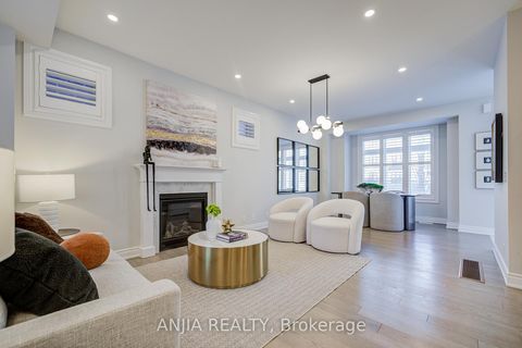 Photo 11 at 35 York Downs Boulevard, Angus Glen, Markham