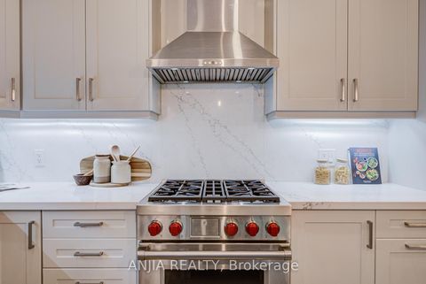 Photo 16 at 35 York Downs Boulevard, Angus Glen, Markham