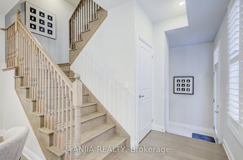 Photo 18 at 35 York Downs Boulevard, Angus Glen, Markham