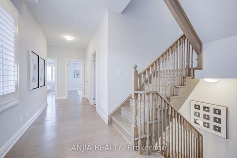 Photo 20 at 35 York Downs Boulevard, Angus Glen, Markham