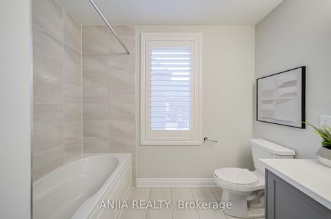 Photo 30 at 35 York Downs Boulevard, Angus Glen, Markham