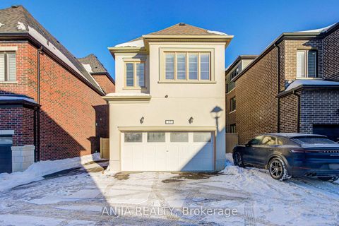 Photo 45 at 35 York Downs Boulevard, Angus Glen, Markham