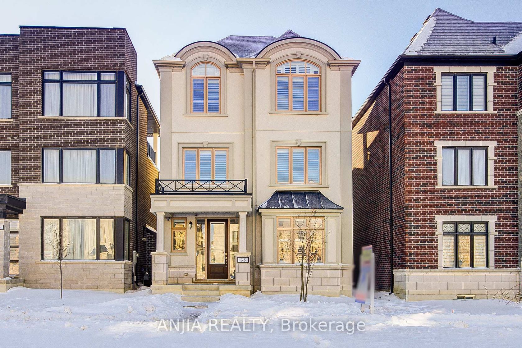35 York Downs Boulevard, Angus Glen, Markham 