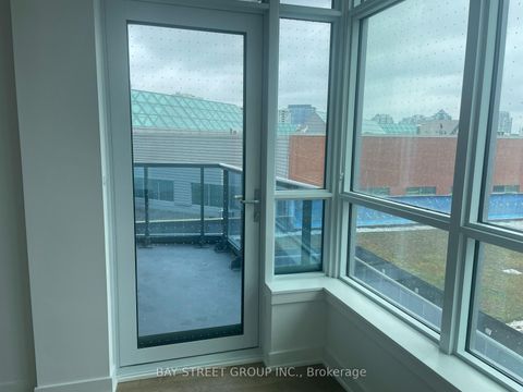 Photo 3 at 329 - 50 Upper Mall Way, Brownridge, Vaughan