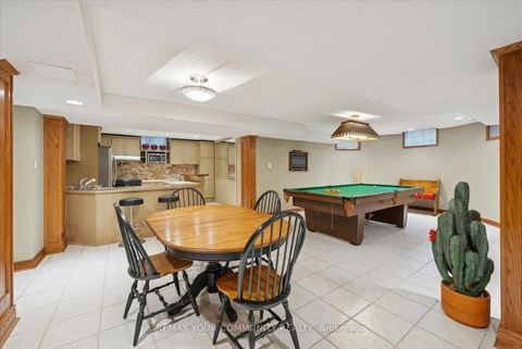 Photo 31 at 8 Old Park Lane, Bayview Hill, Richmond Hill