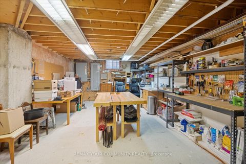 Photo 35 at 8 Old Park Lane, Bayview Hill, Richmond Hill