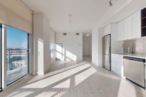 Photo 7 at 1001 - 10 De Boers Drive, York University Heights, Toronto